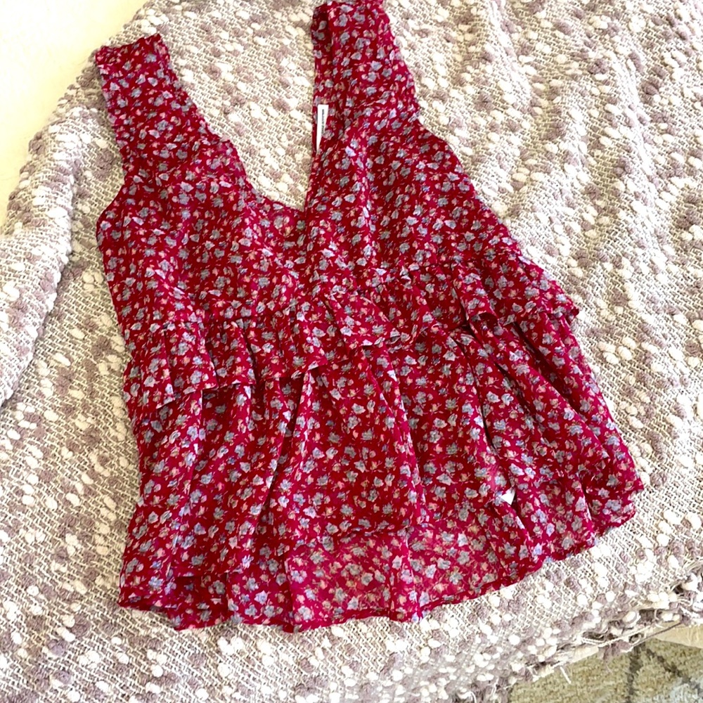 Super Cute Floral Tiered AE Chiffon Tank!
